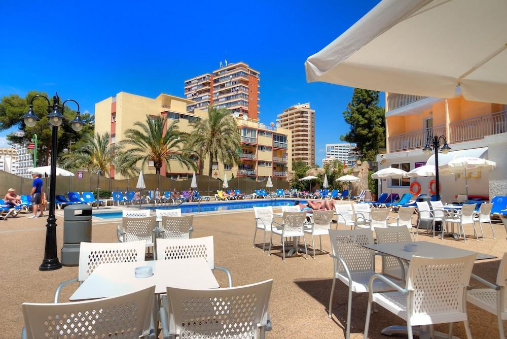 Hotel Servigroup Rialto Бенидорм Экстерьер фото