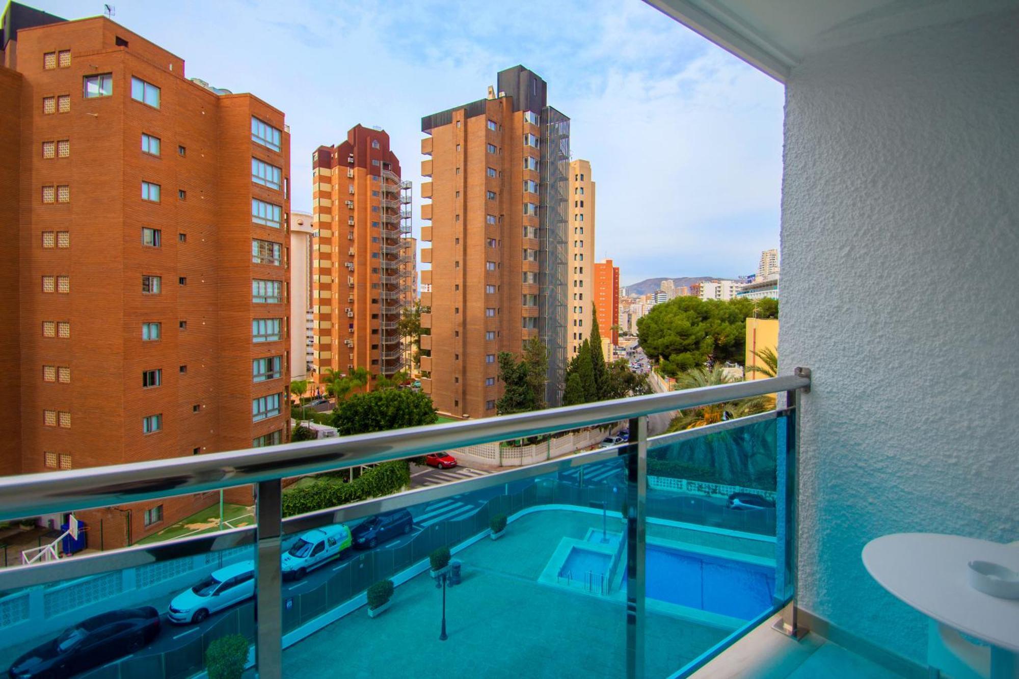 Hotel Servigroup Rialto Бенидорм Номер фото