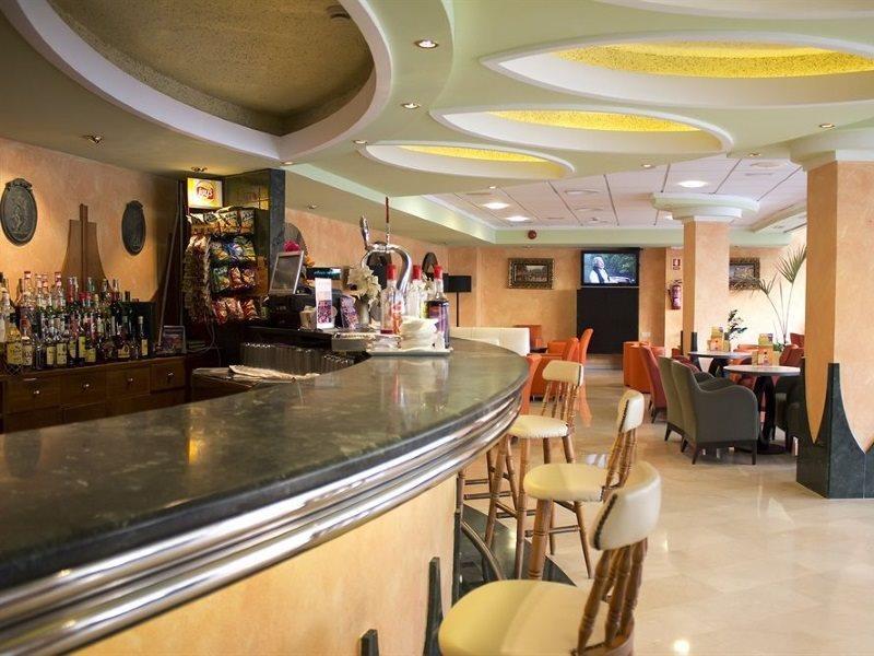Hotel Servigroup Rialto Бенидорм Экстерьер фото