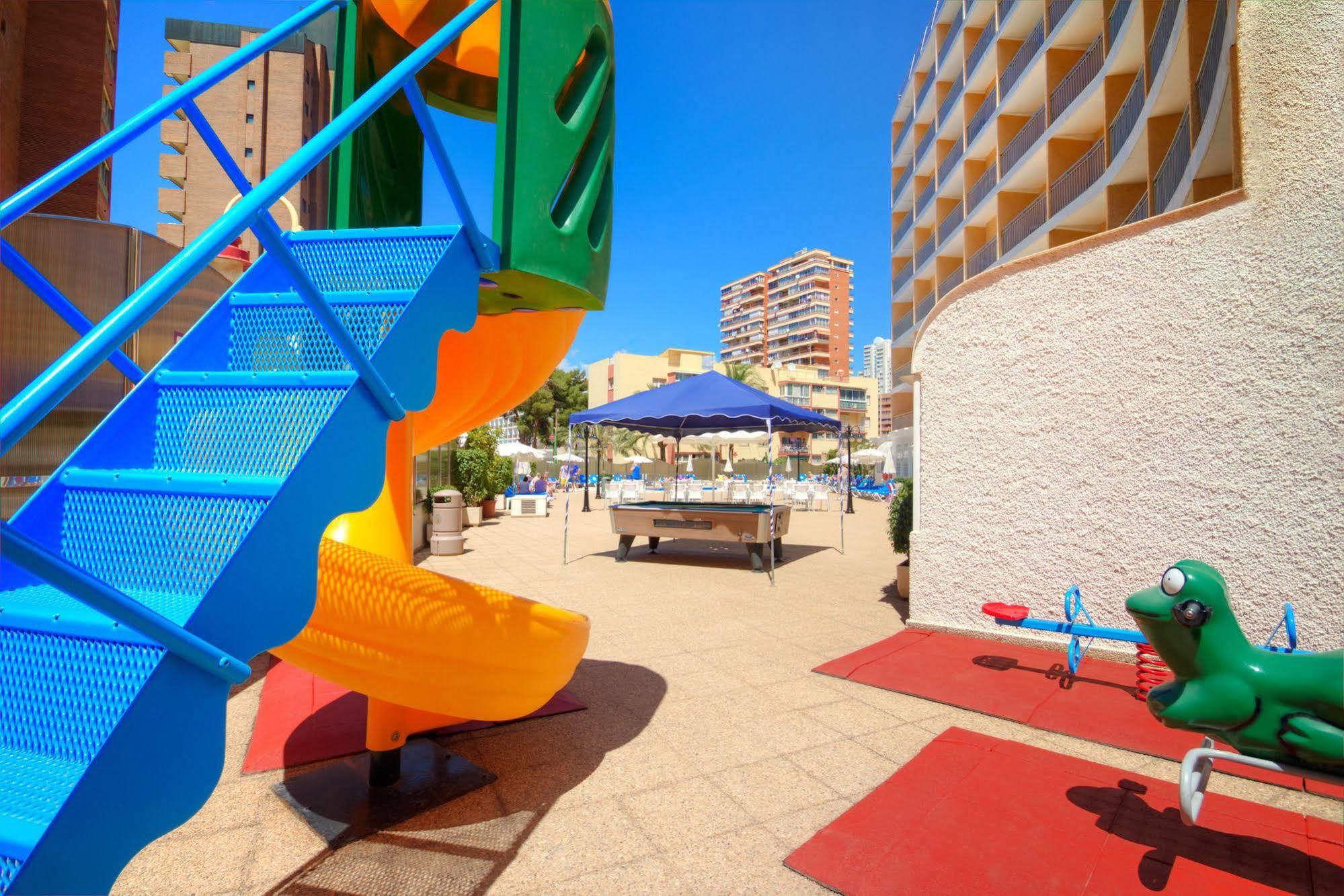 Hotel Servigroup Rialto Бенидорм Экстерьер фото