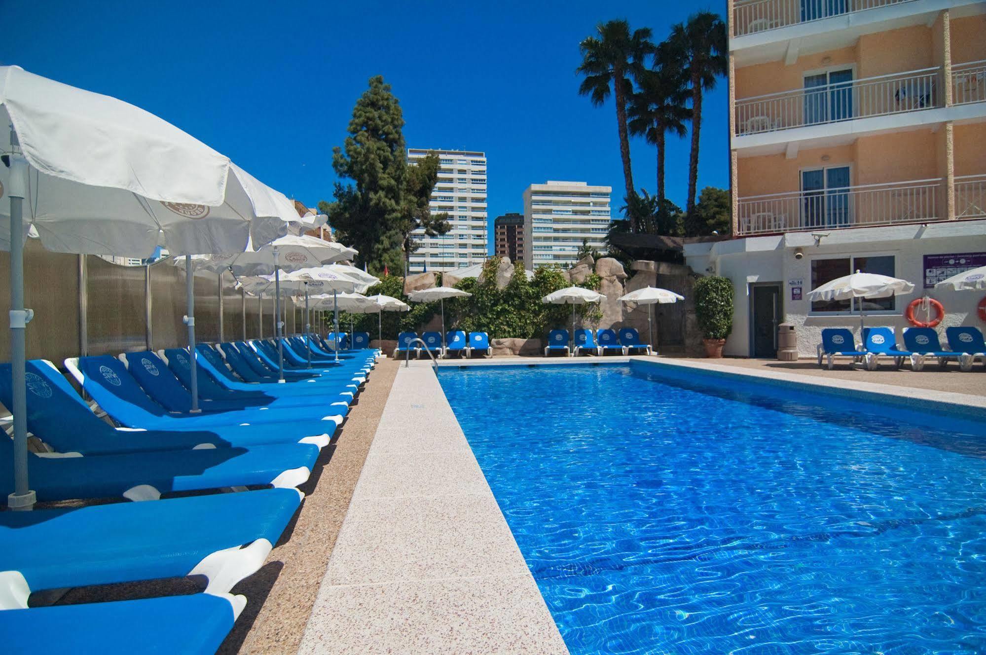 Hotel Servigroup Rialto Бенидорм Экстерьер фото